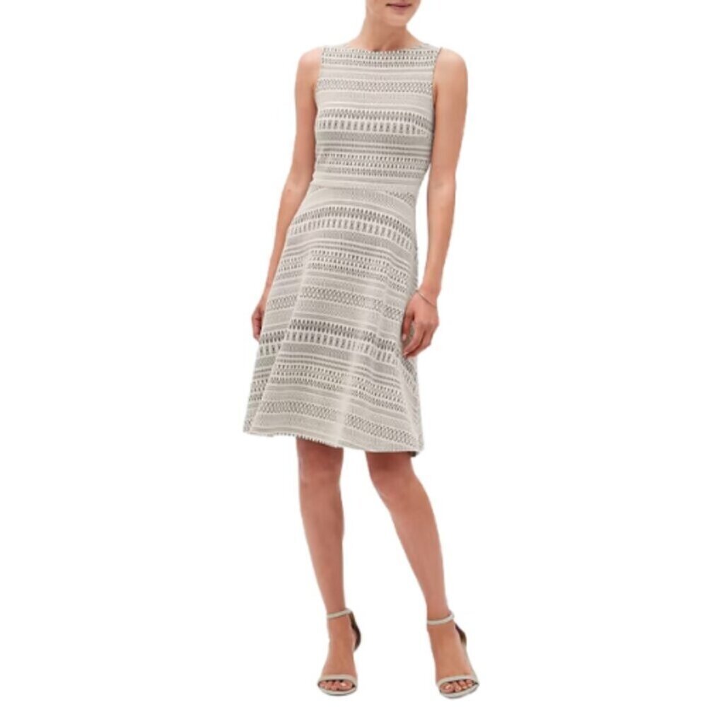 Banana Republic Womens 6 Geo Jacquard Knit Fit and Flare Dress